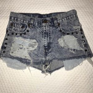 LF SUPER CUTE SHORTS!! Great condition
